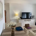 Lägenhet Centre Historique, Confort, Vue Riviere Et Ribeirinha *